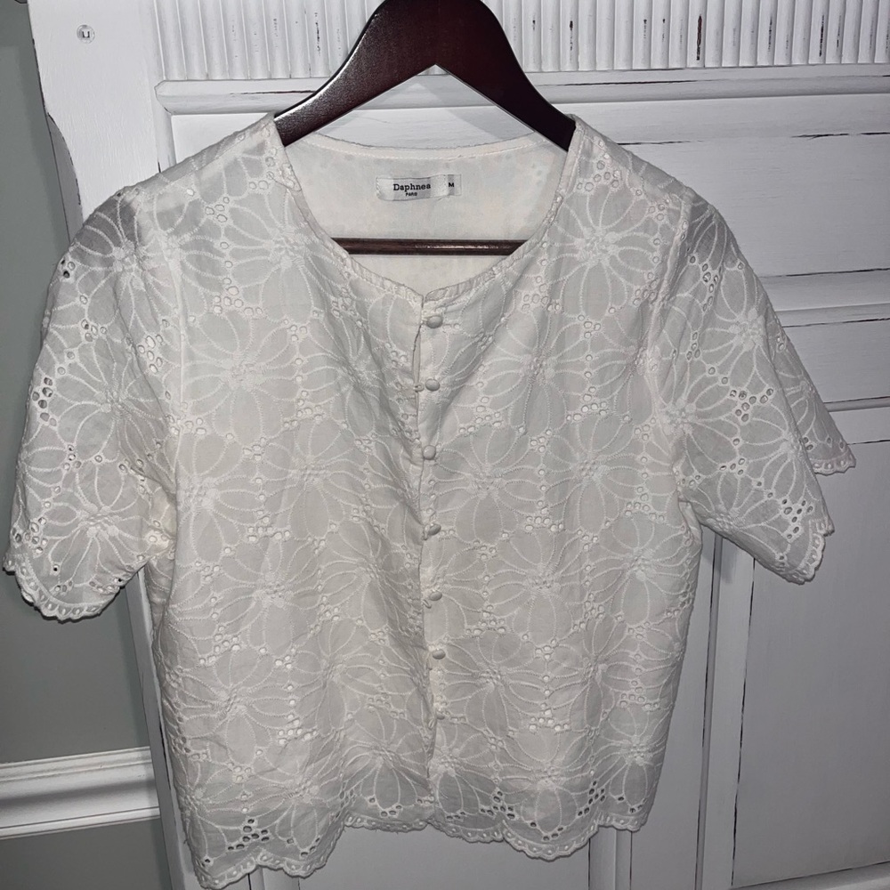 Delicate White Floral Blouse